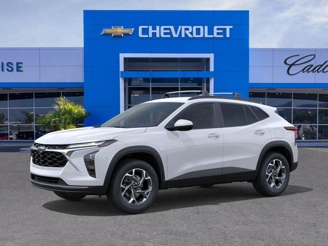 Photo of 2026 Summit White Chevrolet Trax