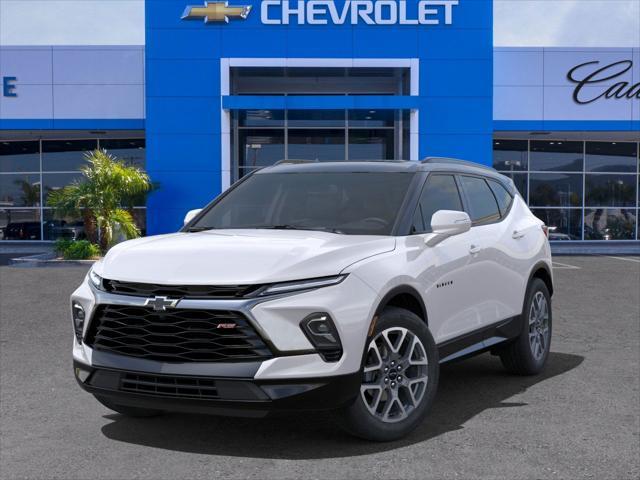 Photo of 2025 Pearl Chevrolet Blazer
