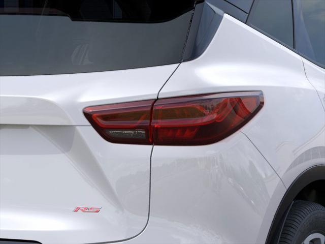 Photo of 2025 Pearl Chevrolet Blazer