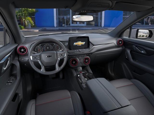 Photo of 2025 Pearl Chevrolet Blazer