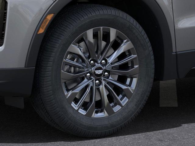 Photo of 2025 Argent Silver Metallic Cadillac XT4