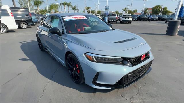 Photo of 2025 Black Honda Civic Type R