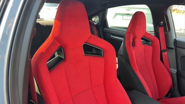 Photo of 2025 Black Honda Civic Type R