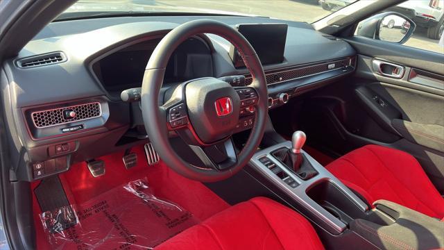 Photo of 2025 Black Honda Civic Type R