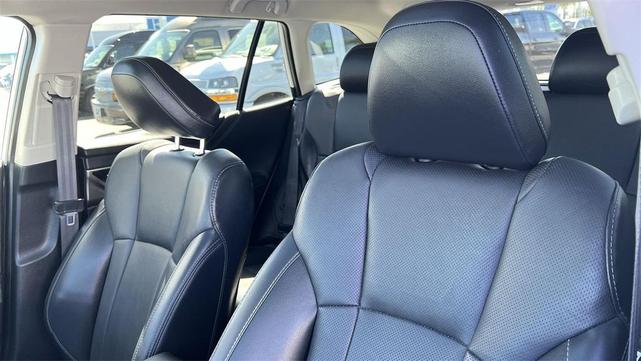 Photo of 2022 Crystal White Subaru Outback