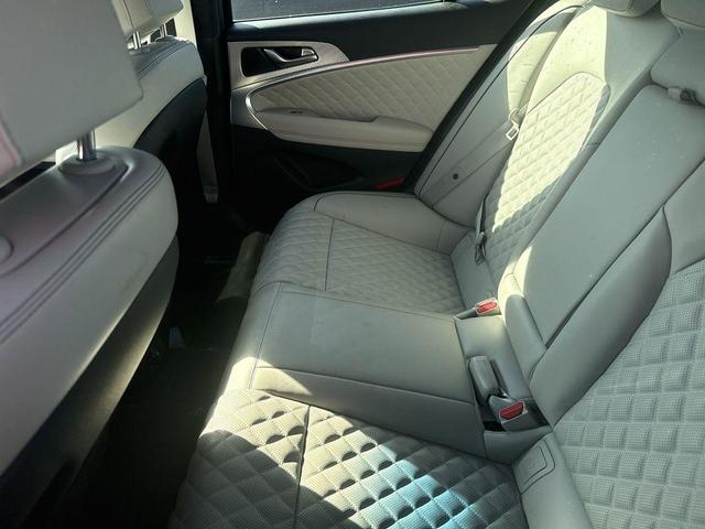 Photo of 2023 Hallasan Green Genesis G70