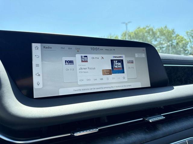Photo of 2024 Makalu Gray Genesis G90