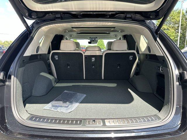 Photo of 2025 Vik Black Genesis GV80