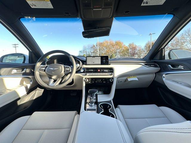 Photo of 2025 Uyuni White Genesis G70