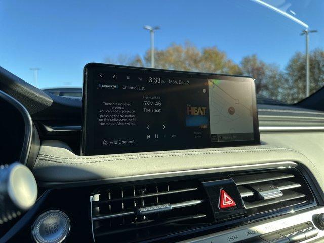 Photo of 2025 Uyuni White Genesis G70