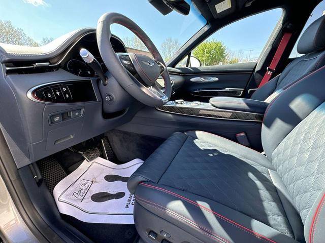 Photo of 2025 Savile Silver Genesis GV70