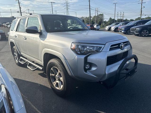 Photo of 2024 Classic Silver Metallic Toyota 4Runner