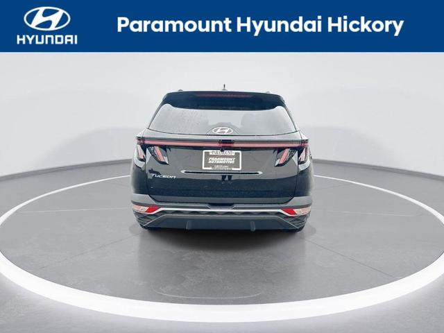 Photo of 2023 Phantom Black Hyundai TUCSON