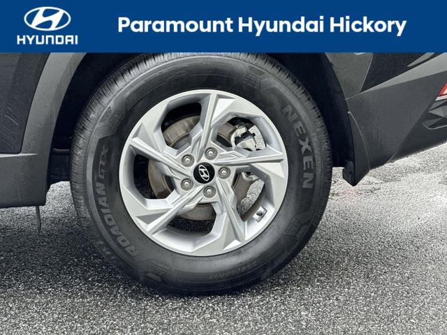 Photo of 2023 Phantom Black Hyundai TUCSON