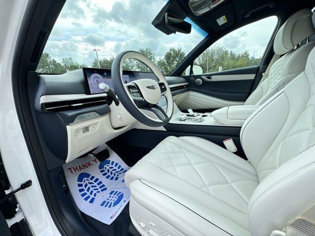 Photo of 2025 Uyuni White Genesis GV80
