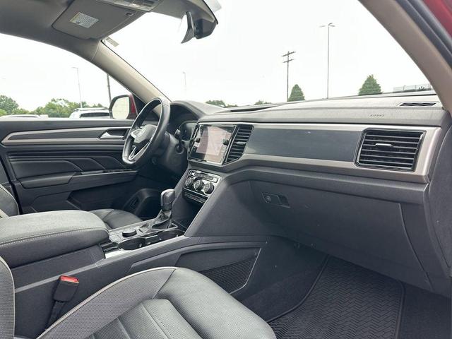 Photo of 2021 Aurora Red Metallic Volkswagen Atlas