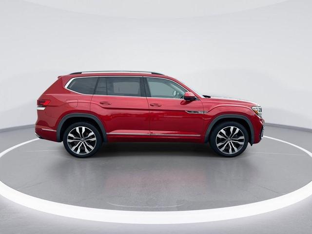 Photo of 2021 Aurora Red Metallic Volkswagen Atlas