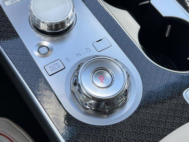 Photo of 2025 Vik Black Genesis GV80 Coupe