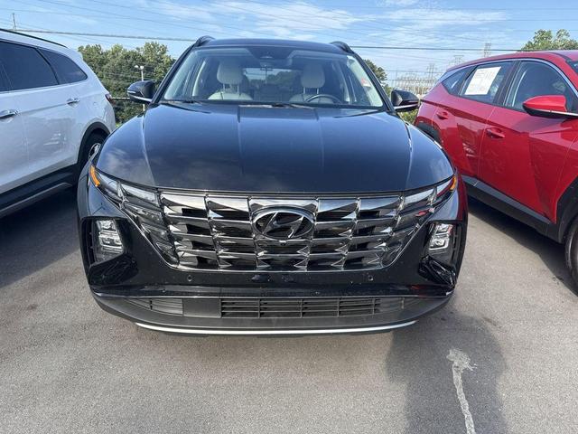 Photo of 2022 Phantom Black Hyundai TUCSON