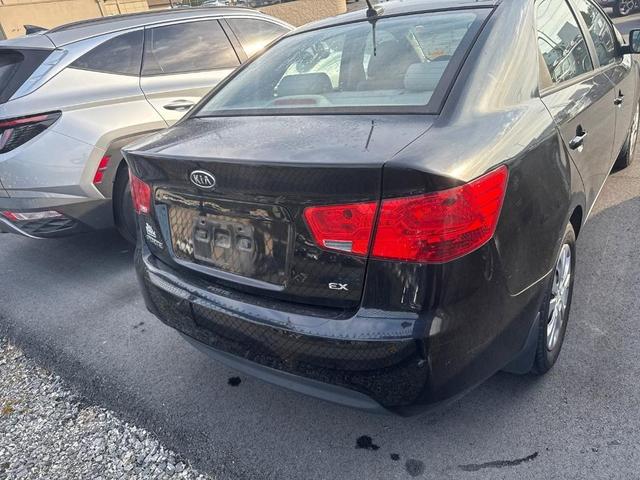 Photo of 2012 Ebony Black Pearl Kia Forte