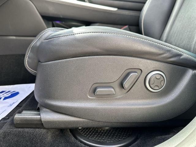 Photo of 2021 Adriatic Blue Genesis GV80