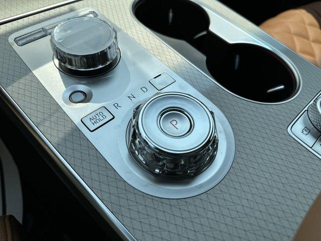 Photo of 2025 Uyuni White Genesis GV80