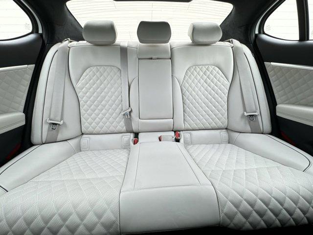 Photo of 2025 Uyuni White Genesis G70