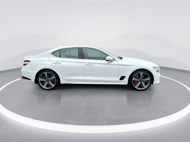 Photo of 2025 Uyuni White Genesis G70