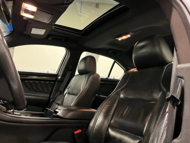 Photo of 2018 White Platinum Metallic Tri-Coat Ford Taurus