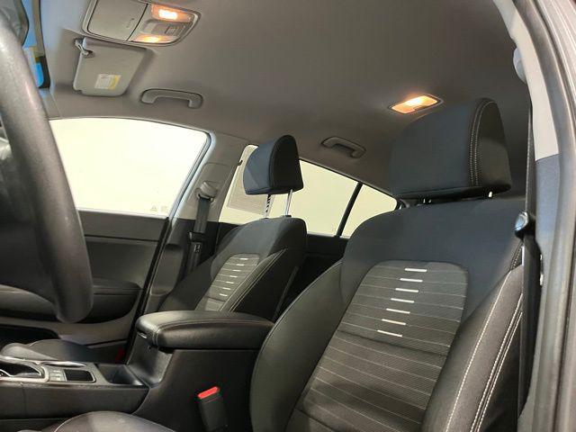 Photo of 2018 Mineral Silver Kia Sportage