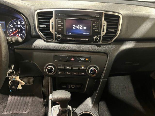 Photo of 2018 Mineral Silver Kia Sportage