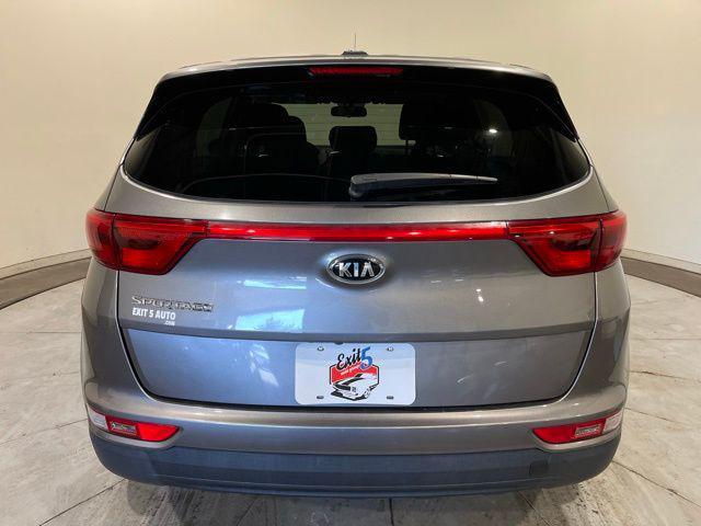 Photo of 2018 Mineral Silver Kia Sportage