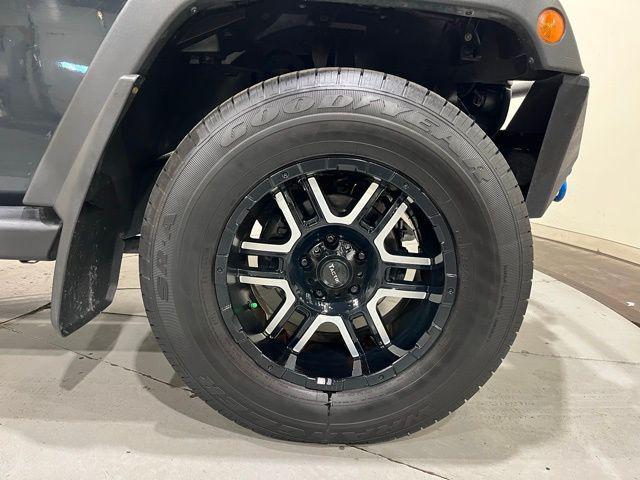 Photo of 2017 Rhino Clearcoat Jeep Wrangler Unlimited