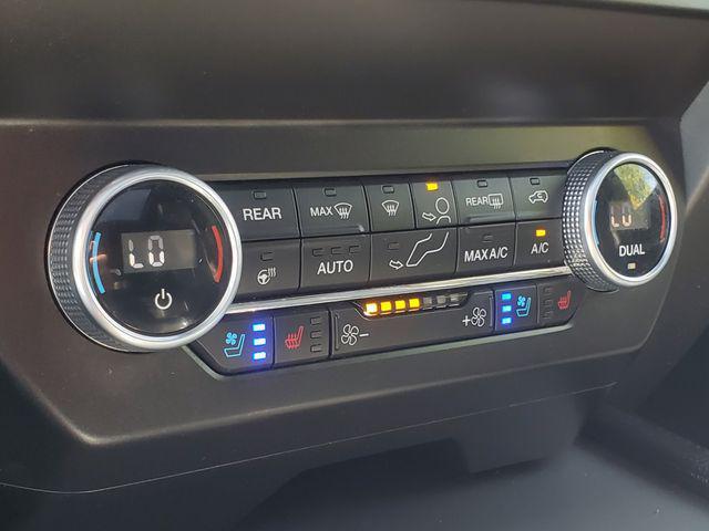 Photo of 2021 Black Metallic Ford Expedition Max