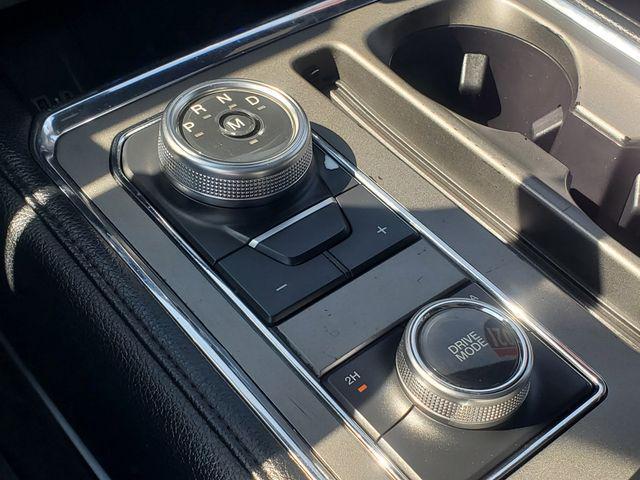 Photo of 2021 Black Metallic Ford Expedition Max