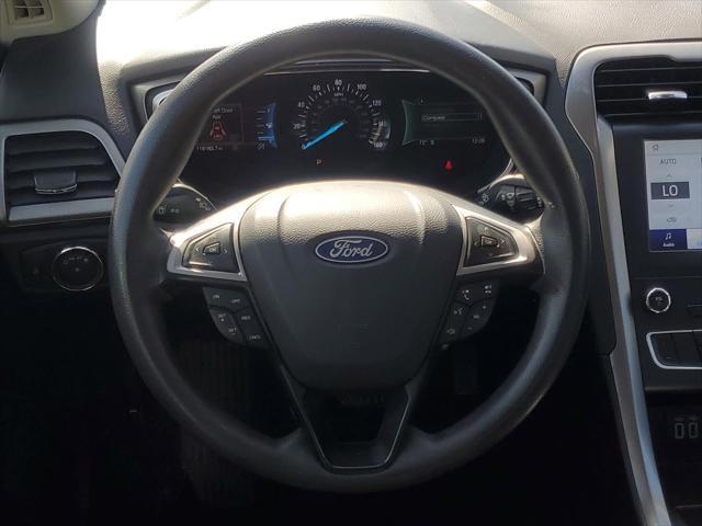 Photo of 2020 Oxford White Ford Fusion