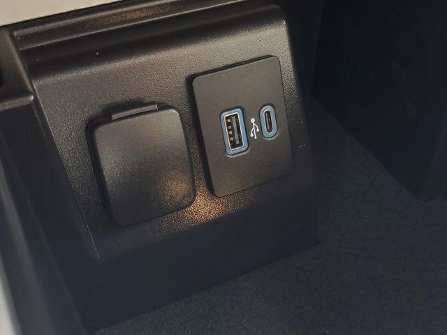 Photo of 2022 Burgundy Ford Explorer