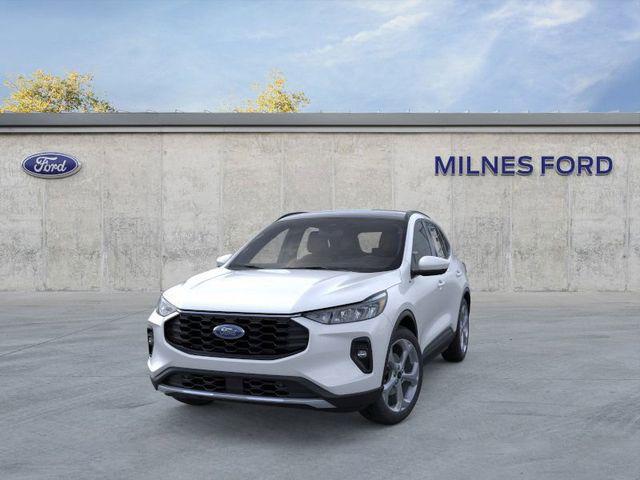 Photo of 2025 Space Silver Metallic Ford Escape