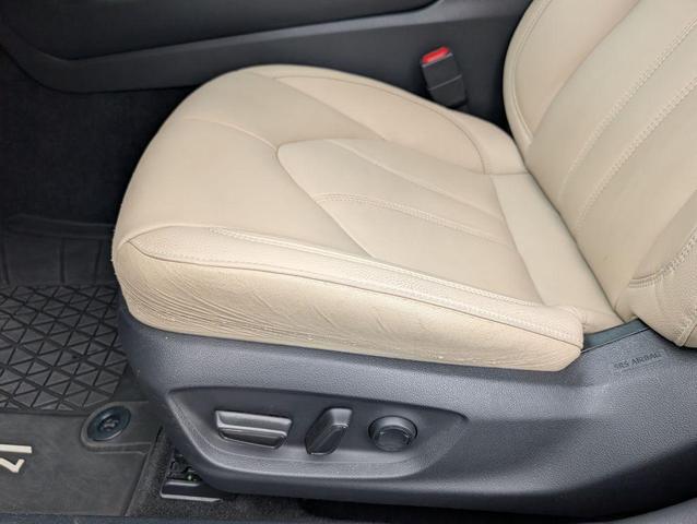 Photo of 2021 Wind Chill Pearl Toyota Avalon Hybrid