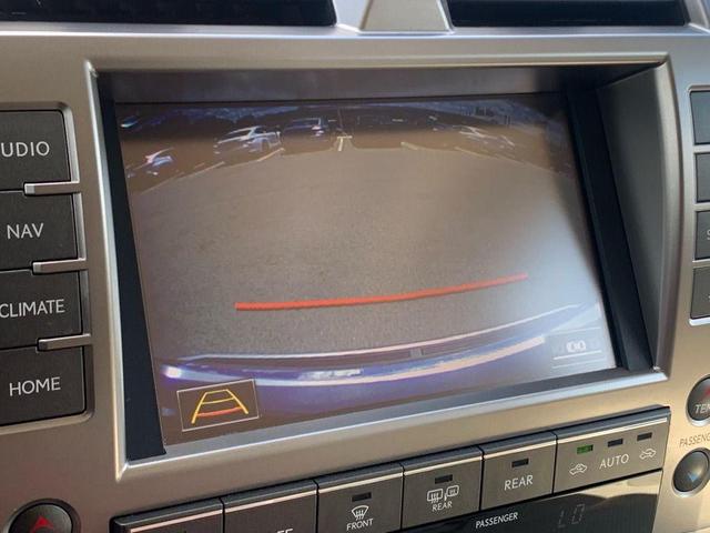 Photo of 2019 Silver Lining Metallic Lexus GX 460