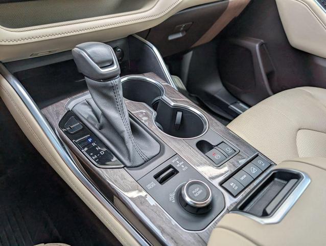 Photo of 2021 Ruby Flare Pearl Toyota Highlander