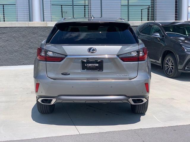 Photo of 2019 Atomic Silver Lexus RX 350