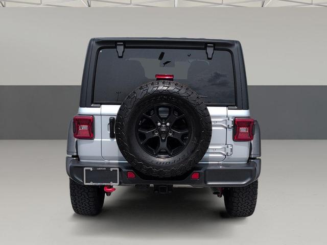Photo of 2024 Silver Zynith Clearcoat Jeep Wrangler