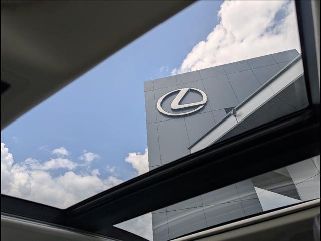 Photo of 2022 Iridium Lexus ES 350