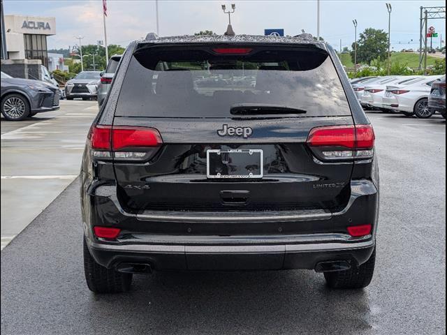 Photo of 2020 Diamond Black Crystal Pearlcoat Jeep Grand Cherokee