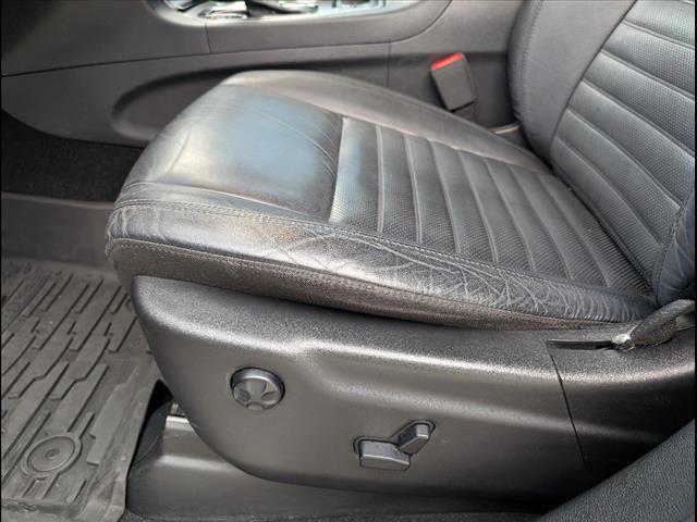 Photo of 2020 Diamond Black Crystal Pearlcoat Jeep Grand Cherokee