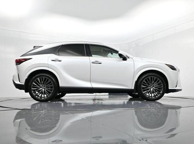 Photo of 2024 Eminent White Pearl Lexus RX 350