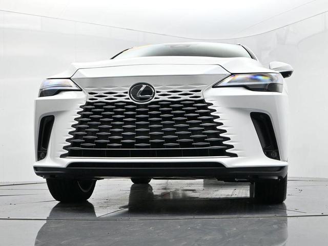 Photo of 2024 Eminent White Pearl Lexus RX 350