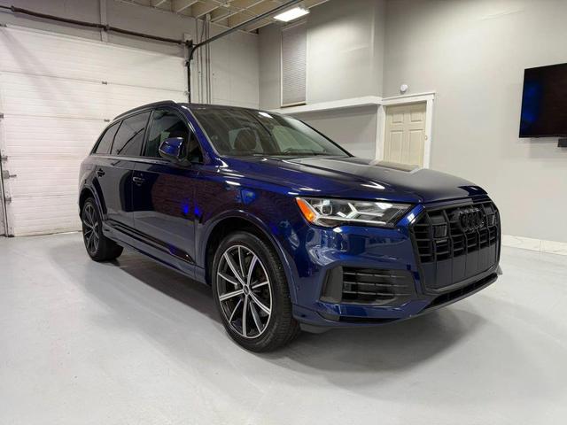 Photo of 2022 Navarra Blue Metallic Audi Q7