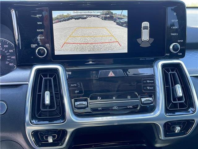 Photo of 2021 Sparkling Silver Kia Sorento